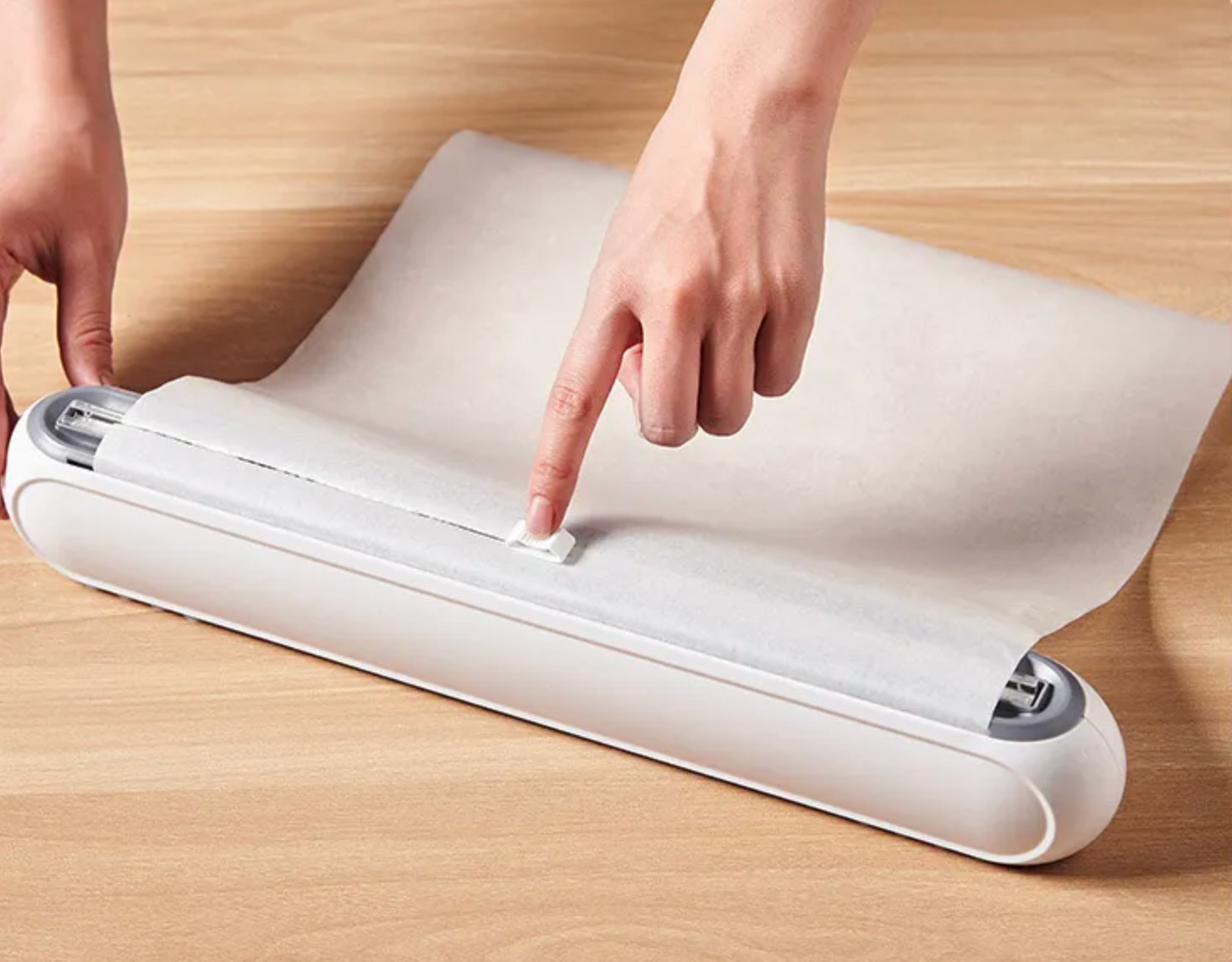 Suporte para Plástico Filme e Papel Alumínio com Cortador e Apoio para Parede Magnético