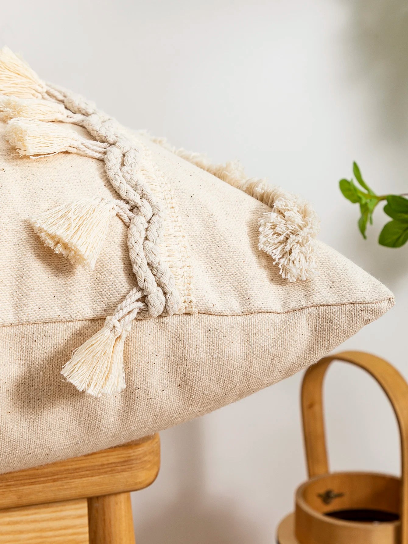 Capa de almofada serie Europeia Triangular com Borla lar da ana