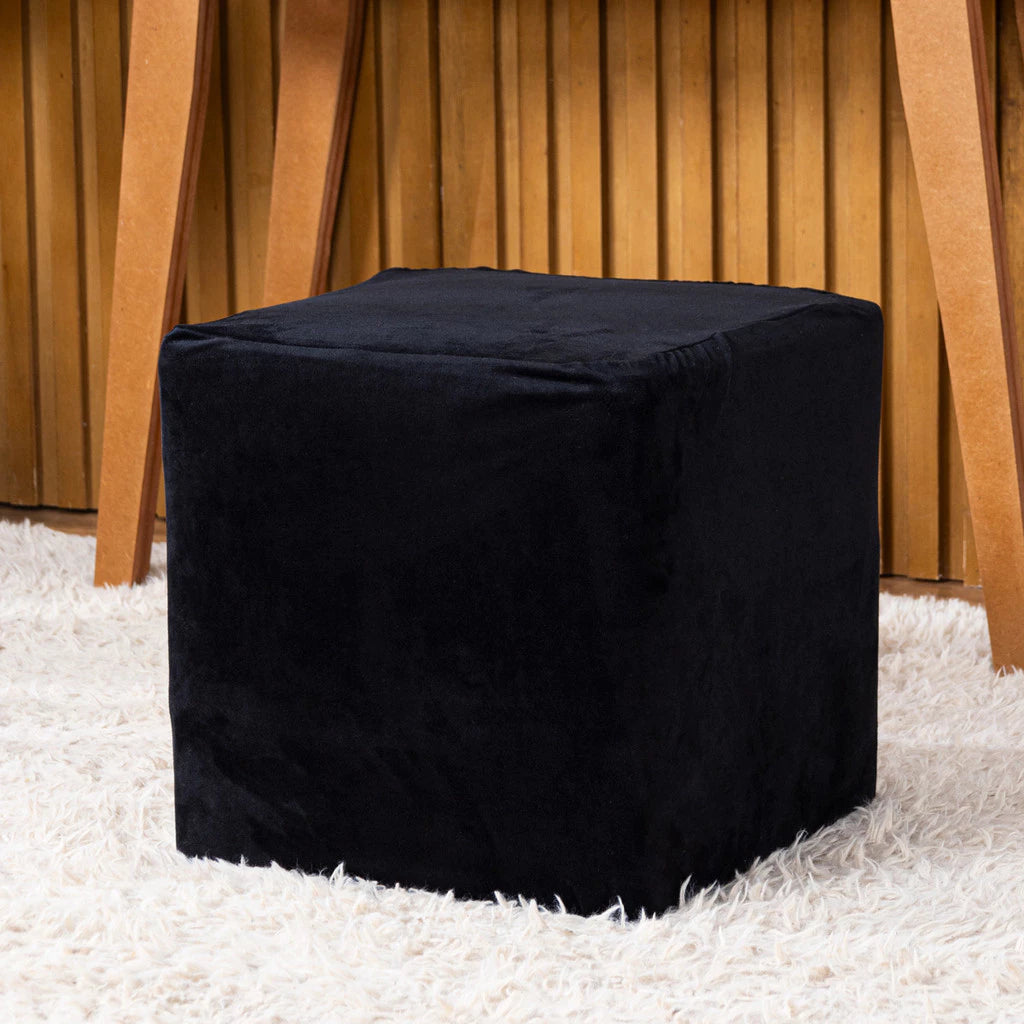 Capa de Puff em Veludo Suede – Sofisticação, Conforto e Renovação Imediata Lar da Ana