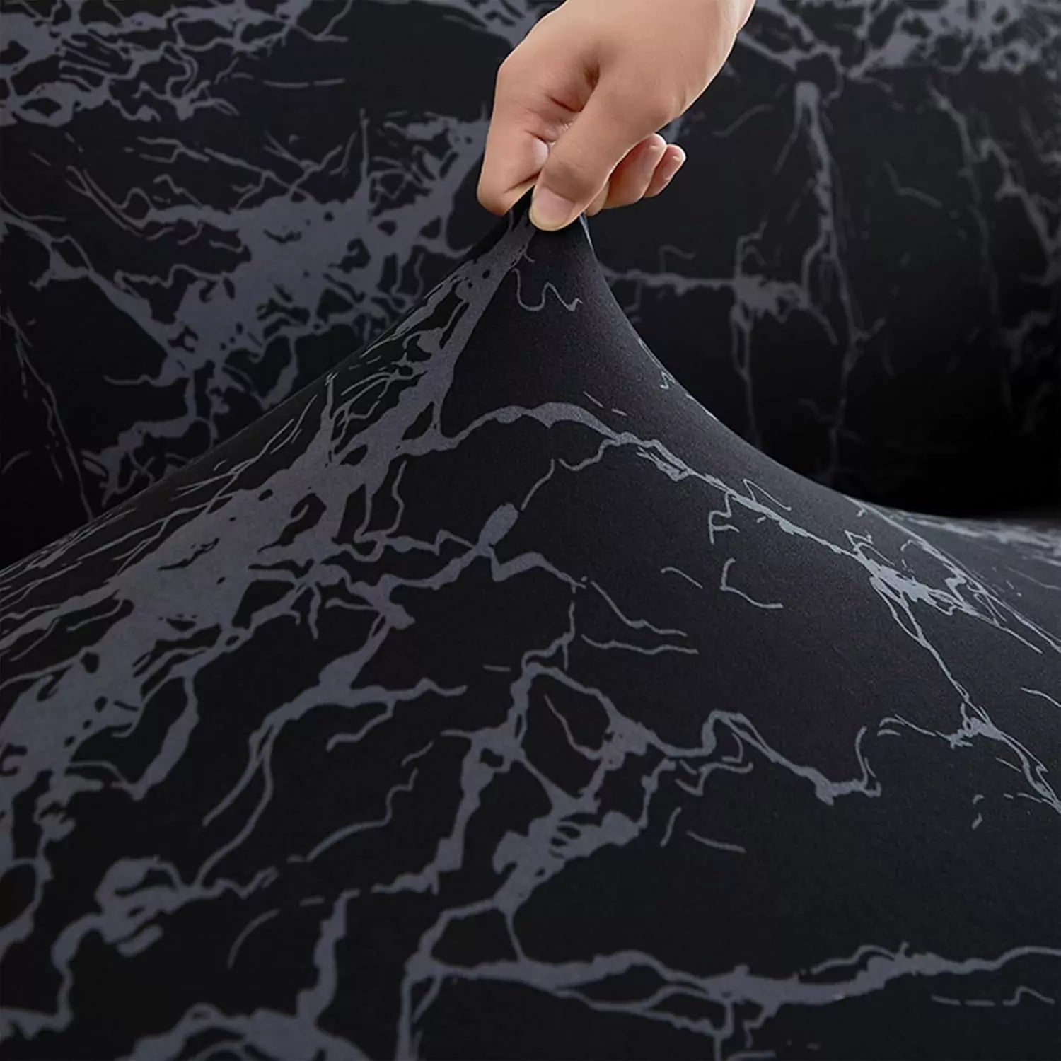 Capa Decorativa de Sofá com Saia Moderna Ajustável Universal - Mármore Preto lar da ana