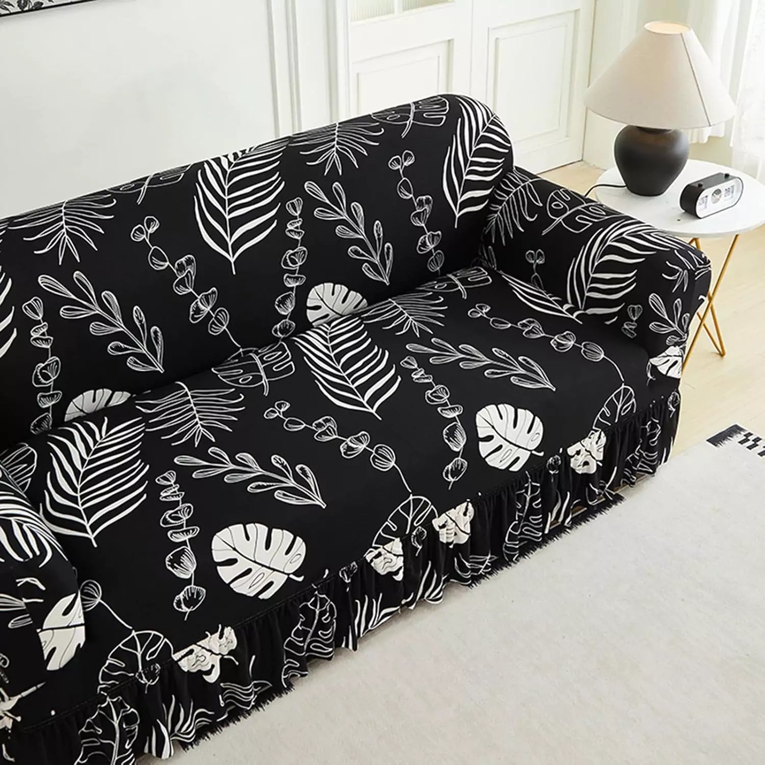 Capa Decorativa de Sofá com Saia Moderna Ajustável Universal - Folhagem Preta lar da ana