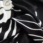 Capa Decorativa de Sofá com Saia Moderna Ajustável Universal - Folhagem Preta lar da ana