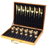 Preto com Dourado + Maleta